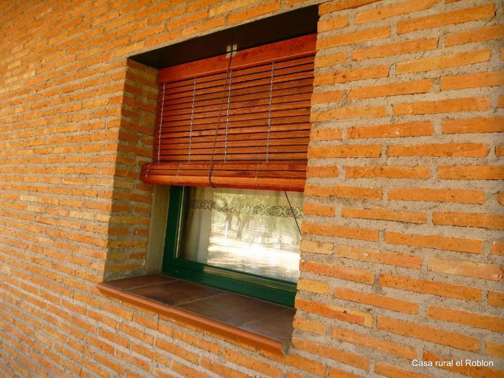 Casa Rural El Roblon Sartajada Bagian luar foto