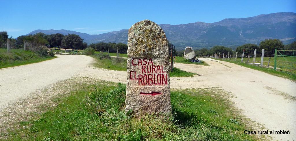 Casa Rural El Roblon Sartajada Bagian luar foto