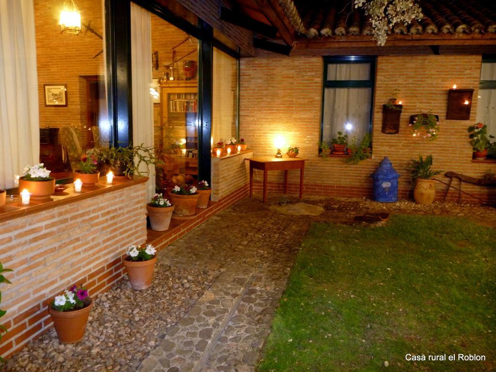 Casa Rural El Roblon Sartajada Bagian luar foto